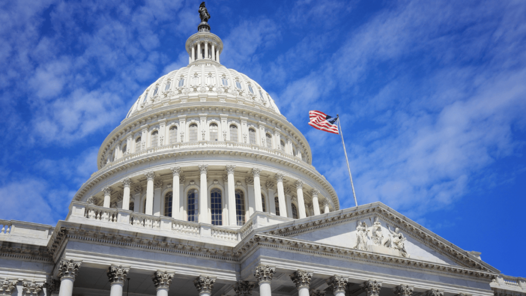 House Republicans eye short-term spending deal as shutdown looms